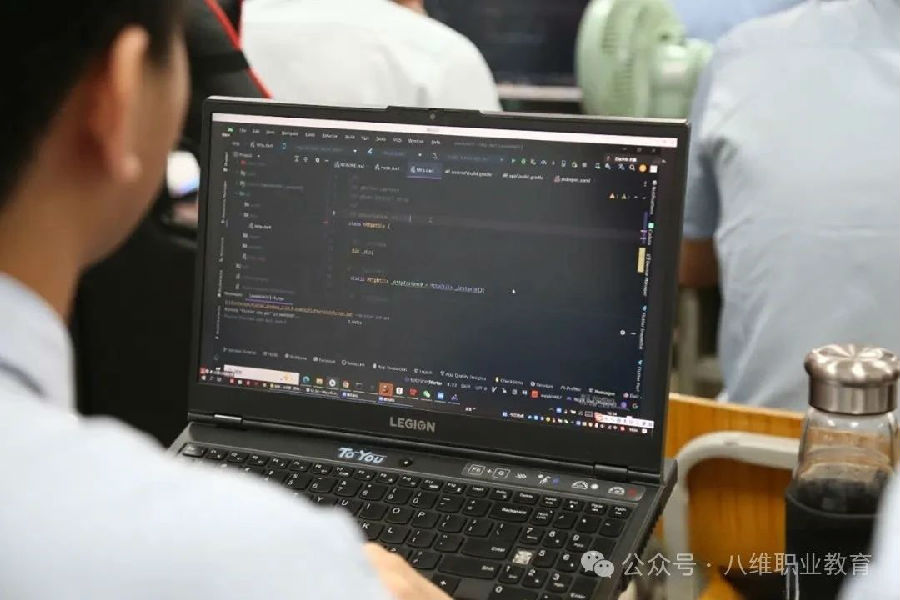 八维职业学校Java开发工程师培训课程