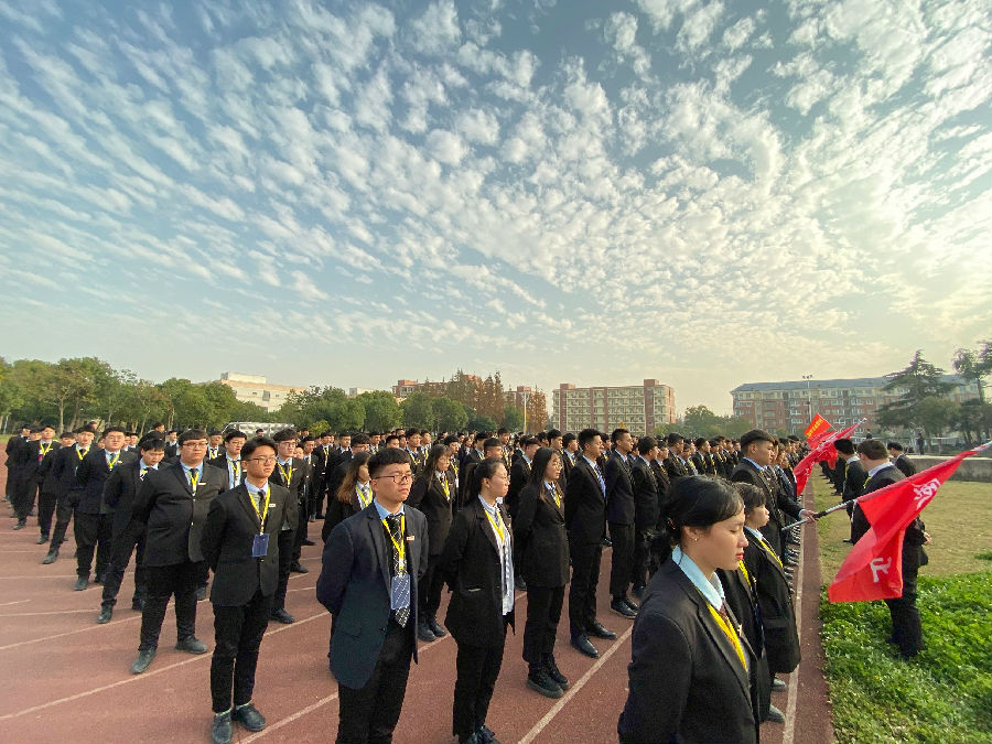 八维学校带你开启数字化技术之旅培养职场未来技术型人才