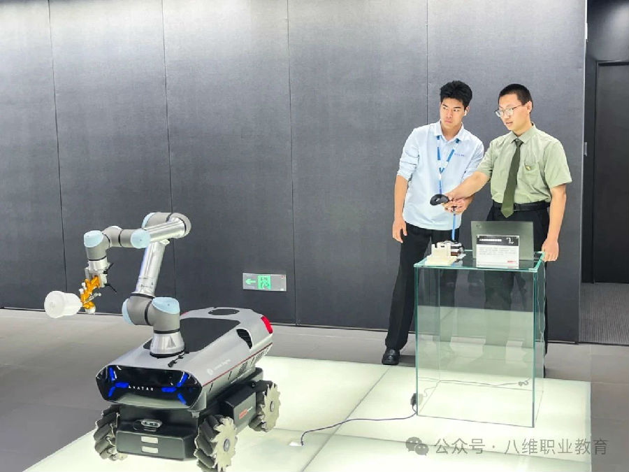 八维教育学子世界五百强企业研学纪实