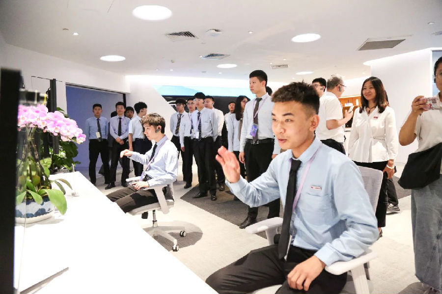八维职业学校开启优质就业新赛道领跑未来职场巅峰之路
