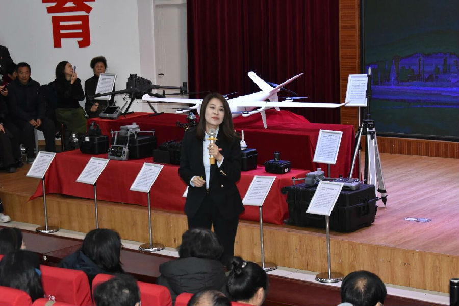 八维职业学校探索新兴领域生态圈开拓低空经济人才培养新航道