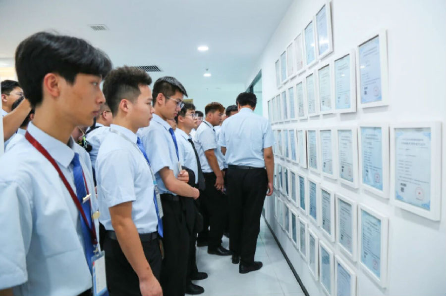 八维职业学校传媒专业21.0课程新体系塑造核心人才新蓝图助力学子赢在就业起跑线