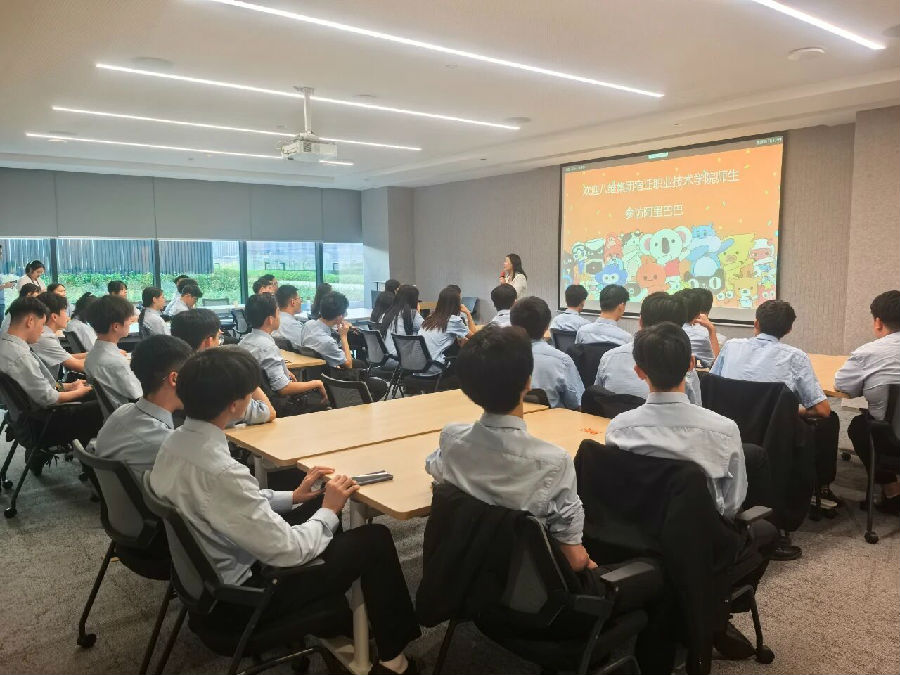 北京八维学校大学生短期蜕变计划助你逆袭名企争抢的技术精英