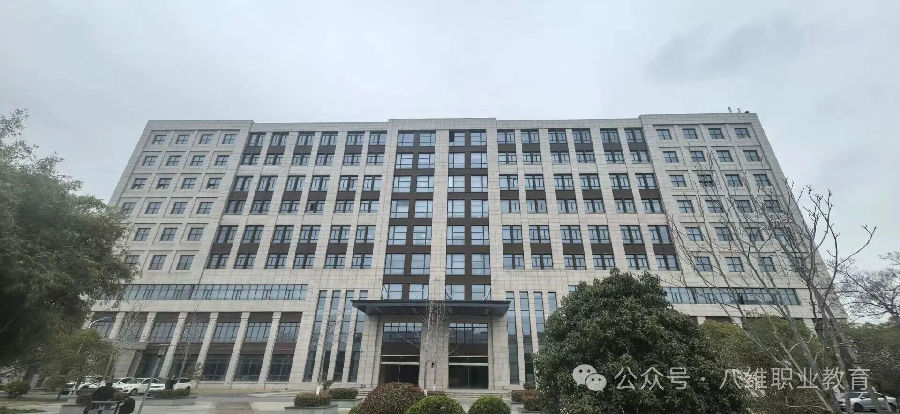 八维职业学校四地七校区深度测评揭秘优质就业背后的硬核实力