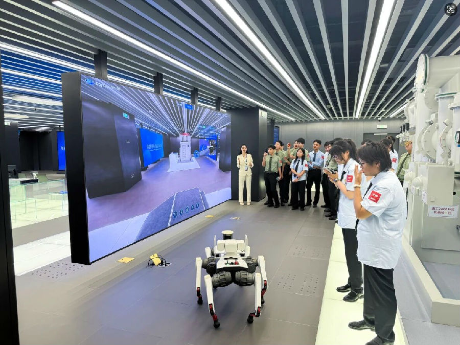 八维职业学校AI智能体训练营助学子破局AI风口抢占智能时代的黄金入场券