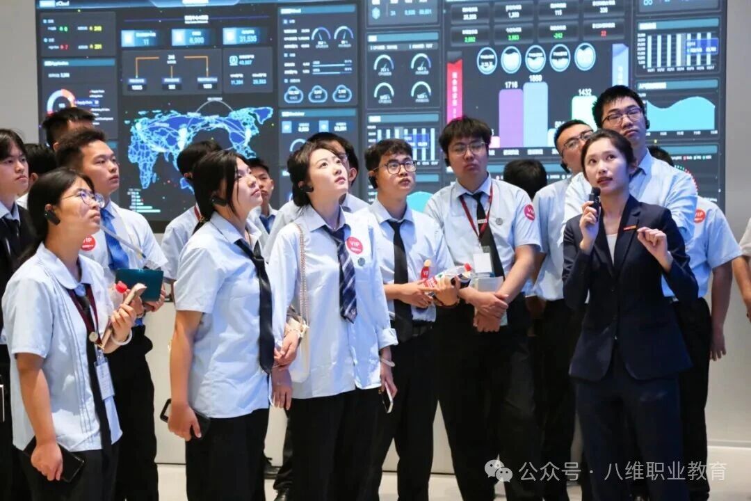 八维职业学校精准育才打造未来行业领跑者助学子抢位优质赛道
