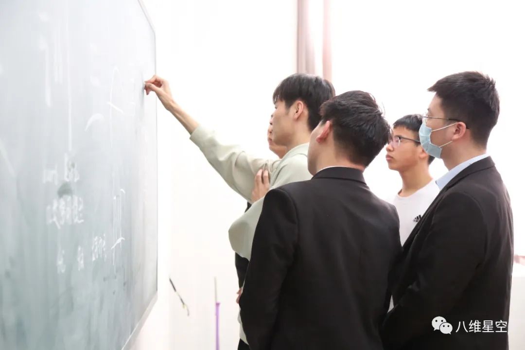 江苏宿迁八维教育就业的璀璨舞台:点亮职业梦想,打造未来卓越人才的新高地!