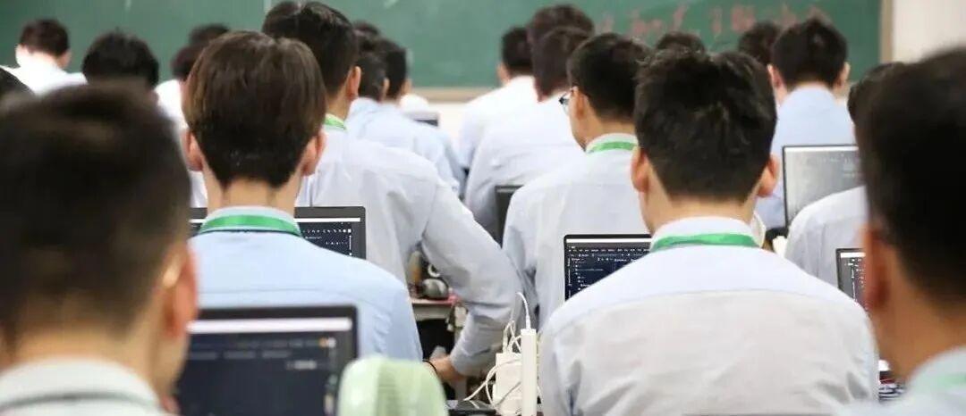 2026北京ai人工智能培训学校怎么选？为什么选择八维职业学校？