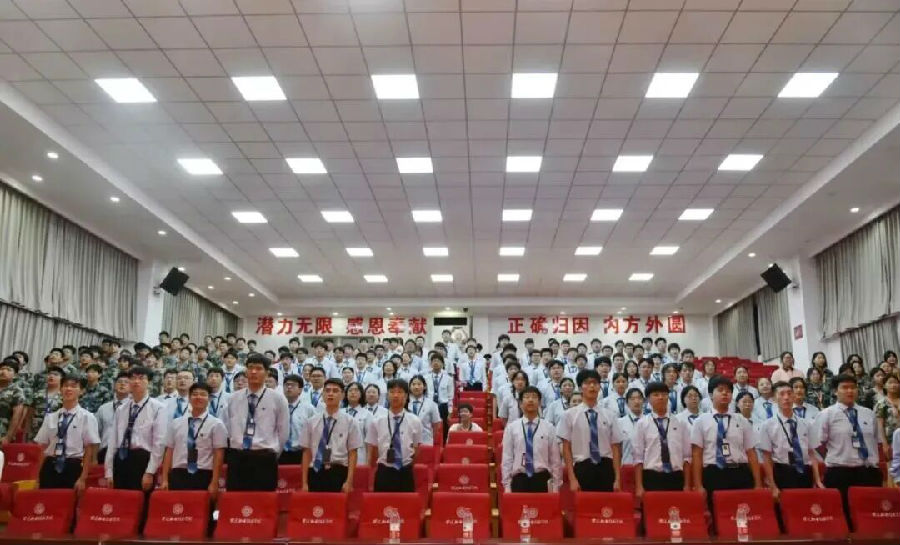 江苏省八维教育学校怎么样？适合哪些类型的学生学习？